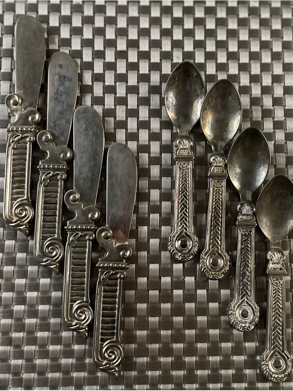 Ornate Silver-Tone Decorative Flatware Set - Vintage Scroll Handle